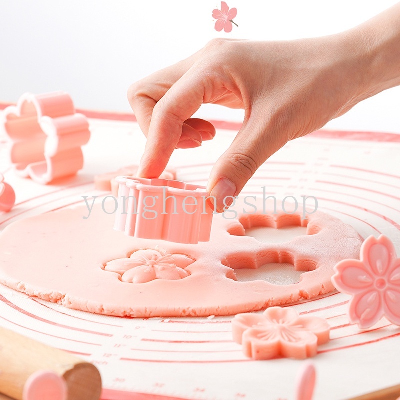 5Pcs / set Cetakan Kue / Biskuit Bentuk Bunga Sakura Warna Pink Dapat Digunakan Kembali