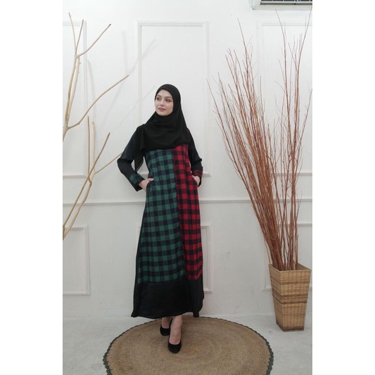 Amira Dress