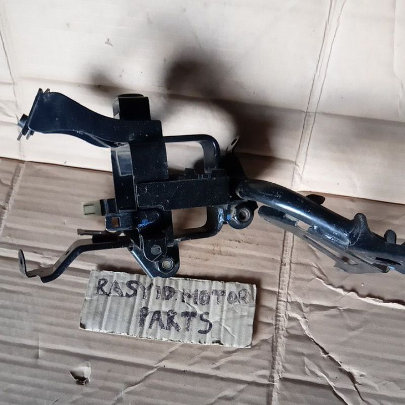 bracket breket wadah aki vario 125 old