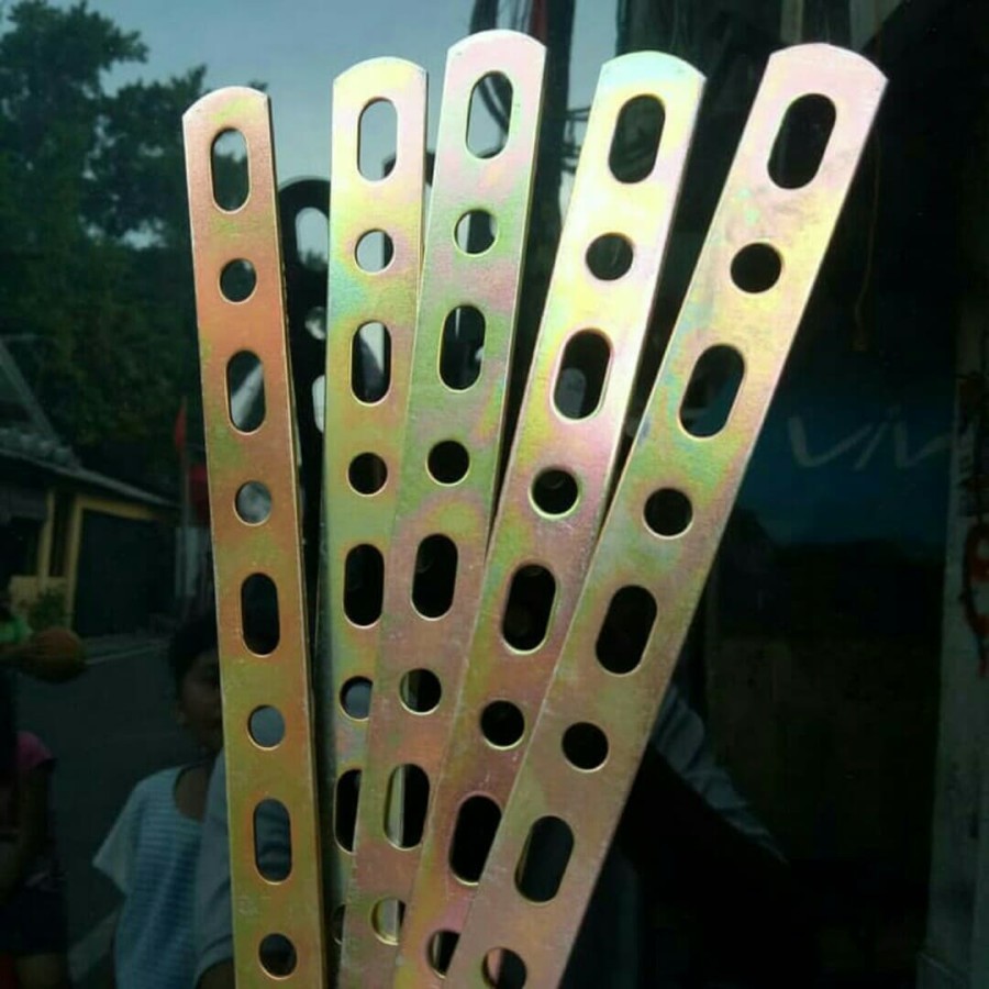 Plat Bolong Serba Guna Breket Serba Plat Bolong Bracket Dudukan Breket Besi Bolong Semua Motor