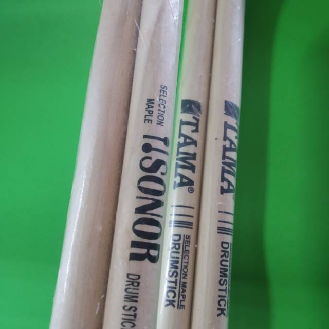 Stik drum bahan maple