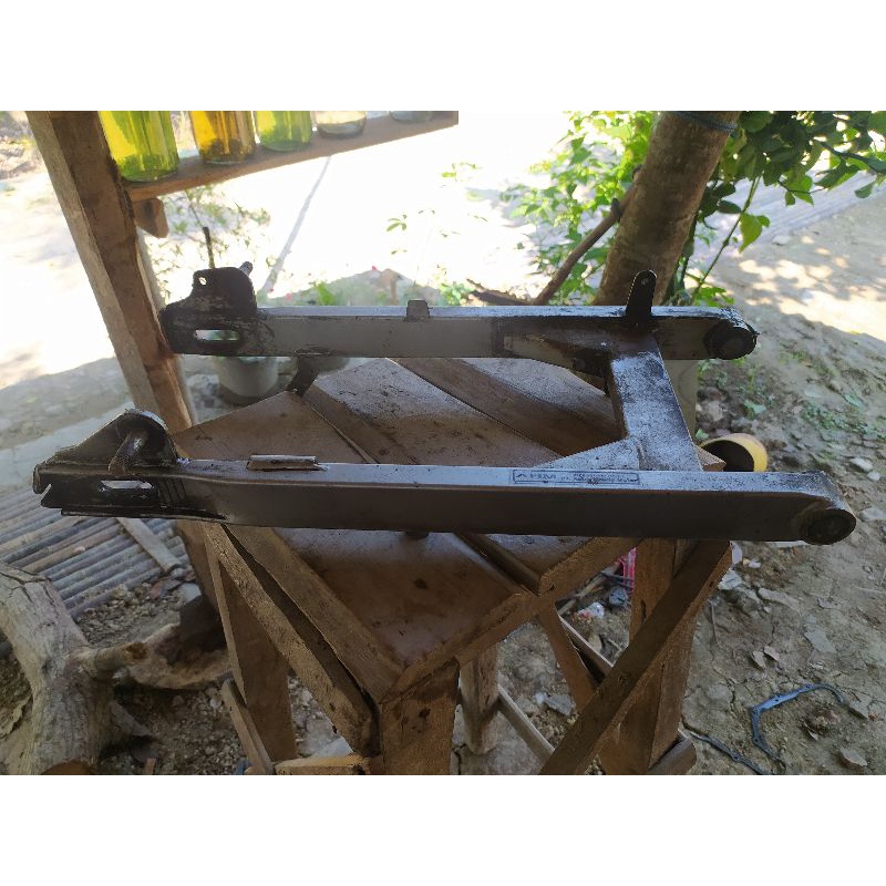 swing arm atau capit udang sasis karisma bekas original copotan