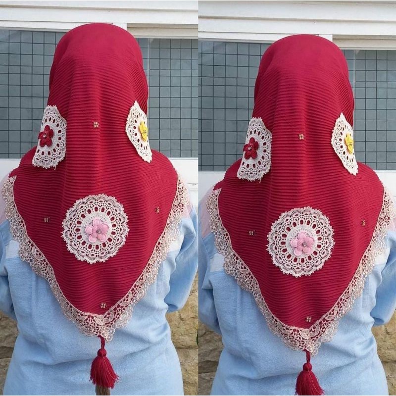 SEGIEMPAT PLISKET RENDA BUNGA ORI AZARA