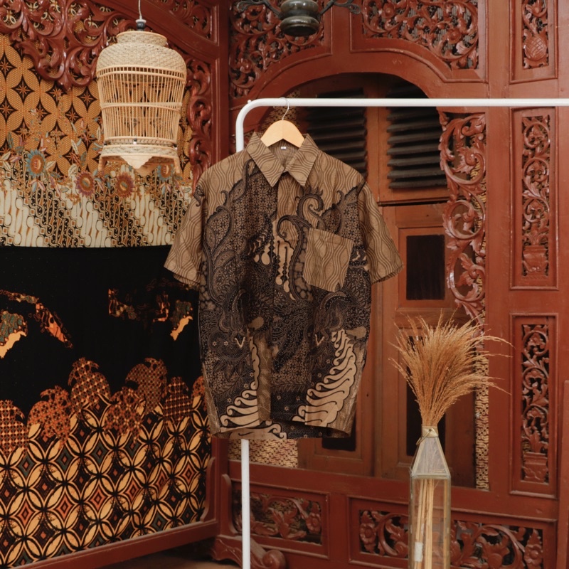 BATIK KEMEJA MOTIF MAHKOTA BERKUALITAS PREMIUM M L XL XXL