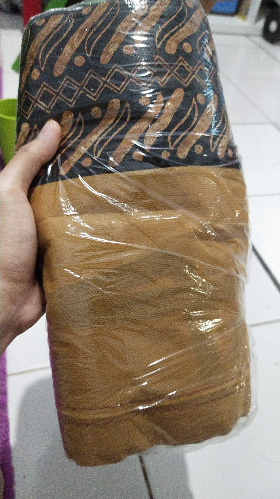 Tas Hajatan Serut Batik Maroon 22