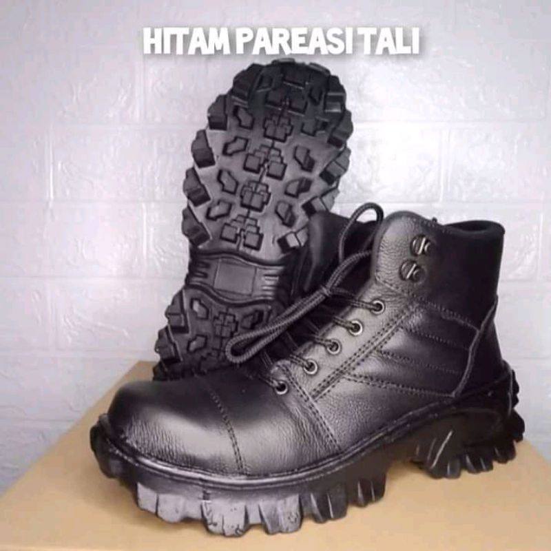 sepatusafety murah/sepatu safety boots/sepatu pria safety/sepatu safetu kulit asli sol karet ujung besi