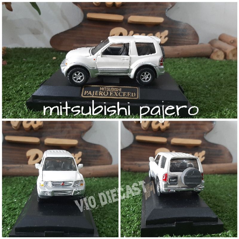 Diecast Miniatur Mitsubishi Pajero Exceed