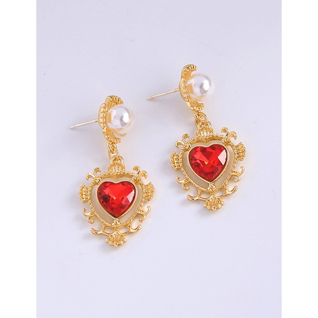 LRC Anting Tusuk Fashion Gold Heart-shaped Pearl Earrings In Sterling Silver D03276