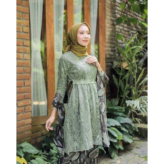 Kebaya batik couple meca grey GRATIS JILBAB kebaya tunangan kebaya lebaran modern kebaya wisuda