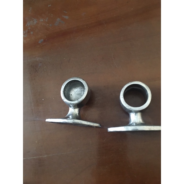 Braket pipa 3/4, Braket untuk bus