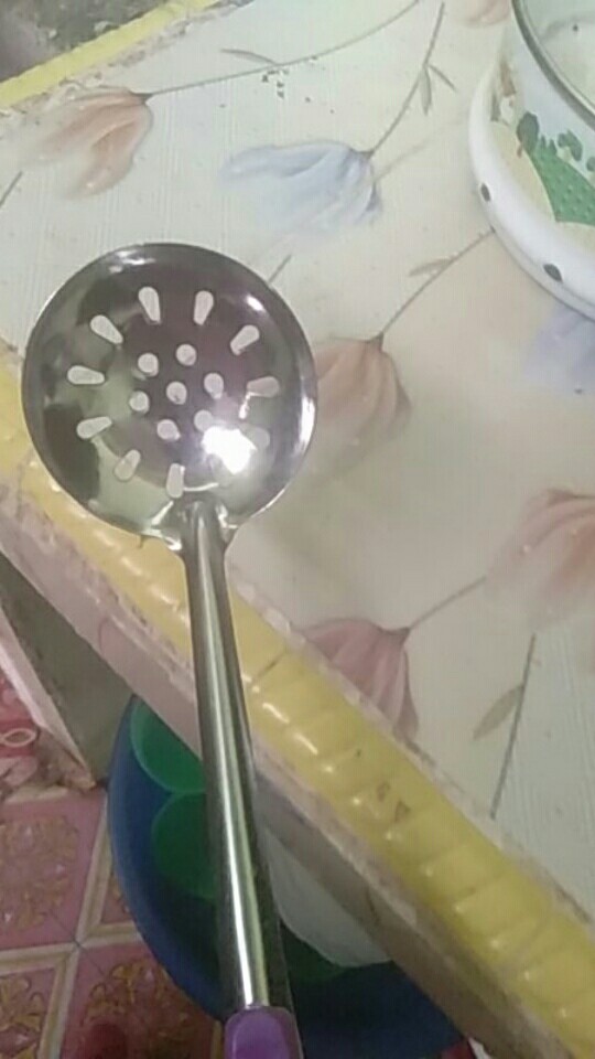 E021 - Sendok Kuah Sup Ladle Warna Warni Penyaring Minyak Alat Dapur