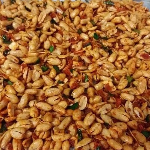 

KACANG THAILAND PEDAS MANIS DAUN JERUK 250g