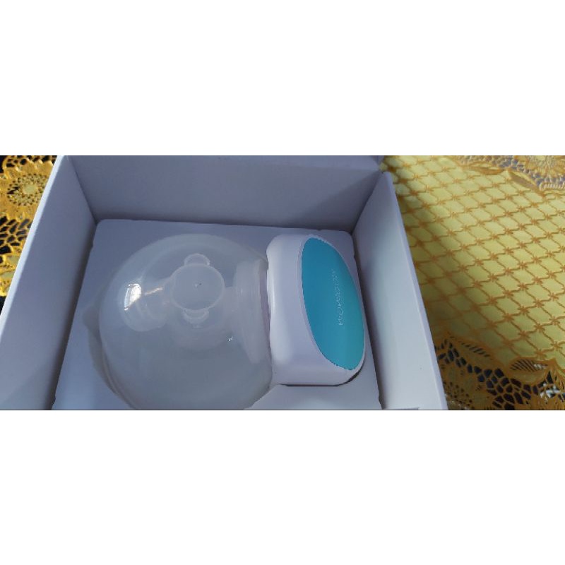 MOOIMOM Hands-Free Electric Breast Pump (Pernah Pakai/ Second)