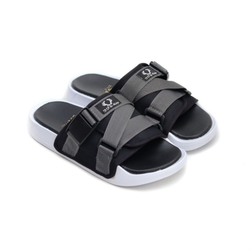 XSHOESBDG.ID x PANDE Sandal Pria  Sandal Slide Pria Sendal Slip On Pria Fashion Nongkrong Pantai