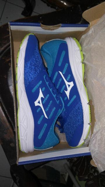 mizuno running a3 mens grey