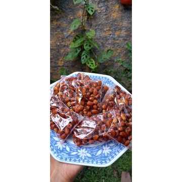 

Kacang Bumbu/ Kacang pedas 1 pack isi 10 bungkus dan ukuran mini