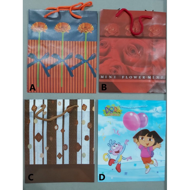 

Shopping Bag / Goodie Bag / Tas Tenteng Kecil (isi 12 pcs)