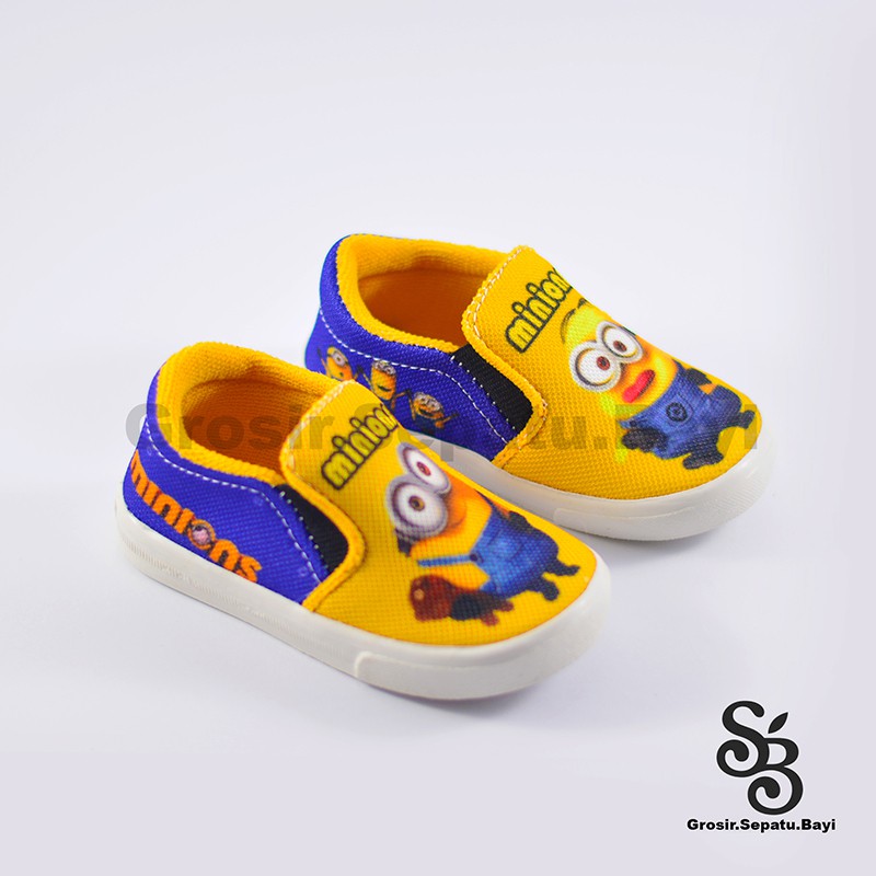 sepatu anak laki laki slip on motif superhero murah