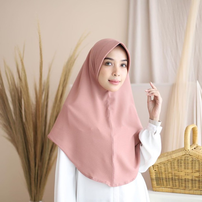 Jual Jilbab Kerudung Bergo Simple Pet Polos Instan Antem Dewasa Murah - Putih Diskon