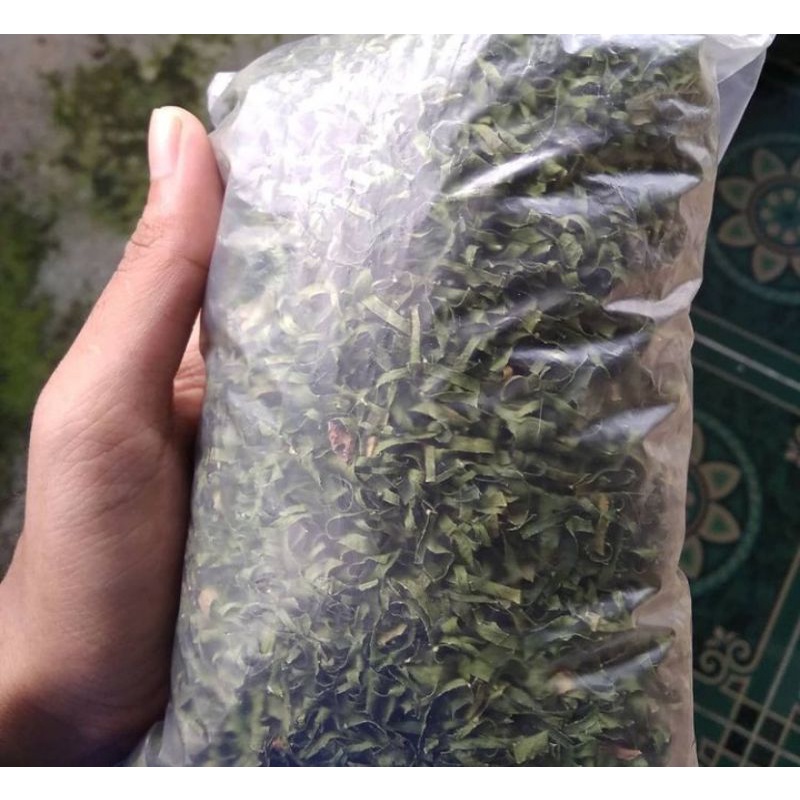 

100gram Daun Mahkota Dewa Kering Rajang Halus