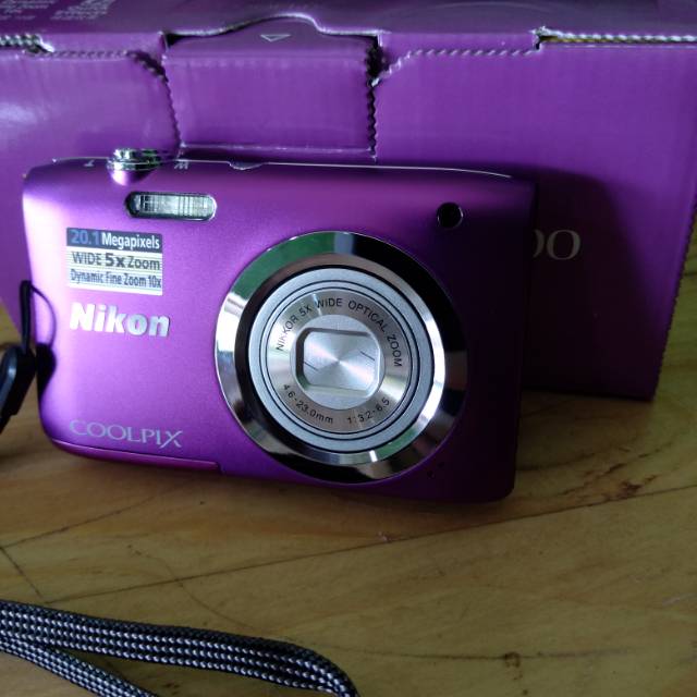 Camera Nikon Coolpix A100
