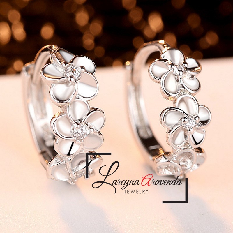 Anting Wanita Silver S925 Model Triple Flower AT034