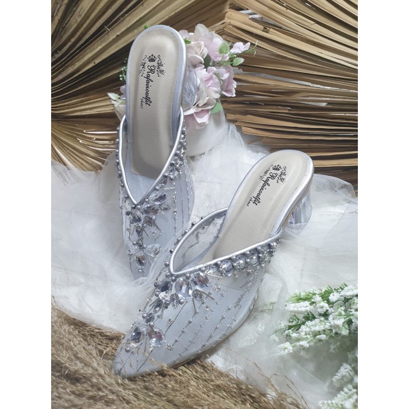 sepatu cantik Nakita silver tinggi 5cm kacaa