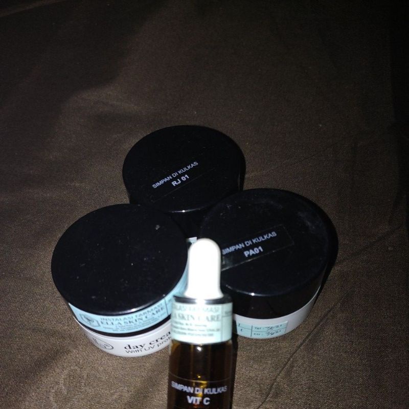 PAKET HEMAT MINIMALIS Whitening Premium Cerah Glowing Ella Skincare