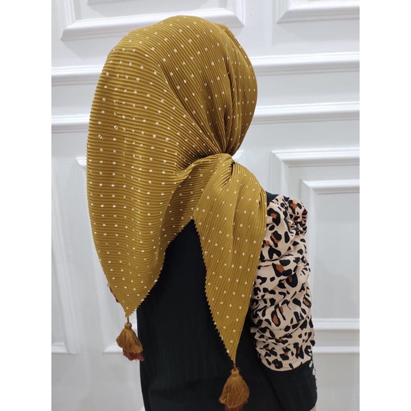 INNARA  | Segi Empat Plisket Tassel polka