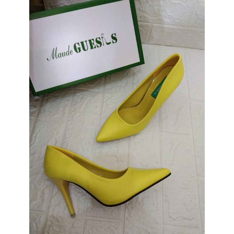 bcbg yellow heels