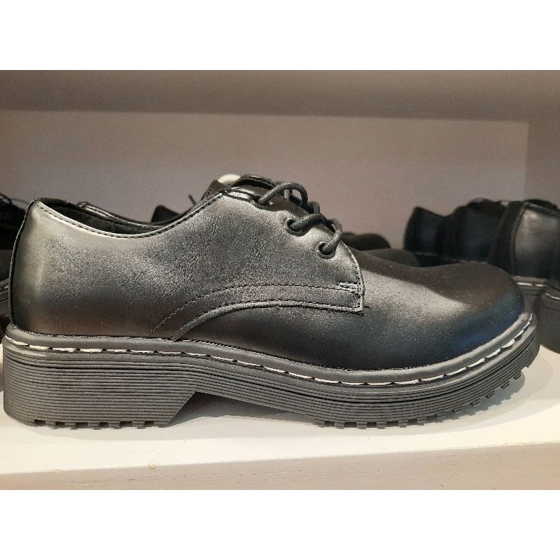 Sepatu Boots Wanita Rubi