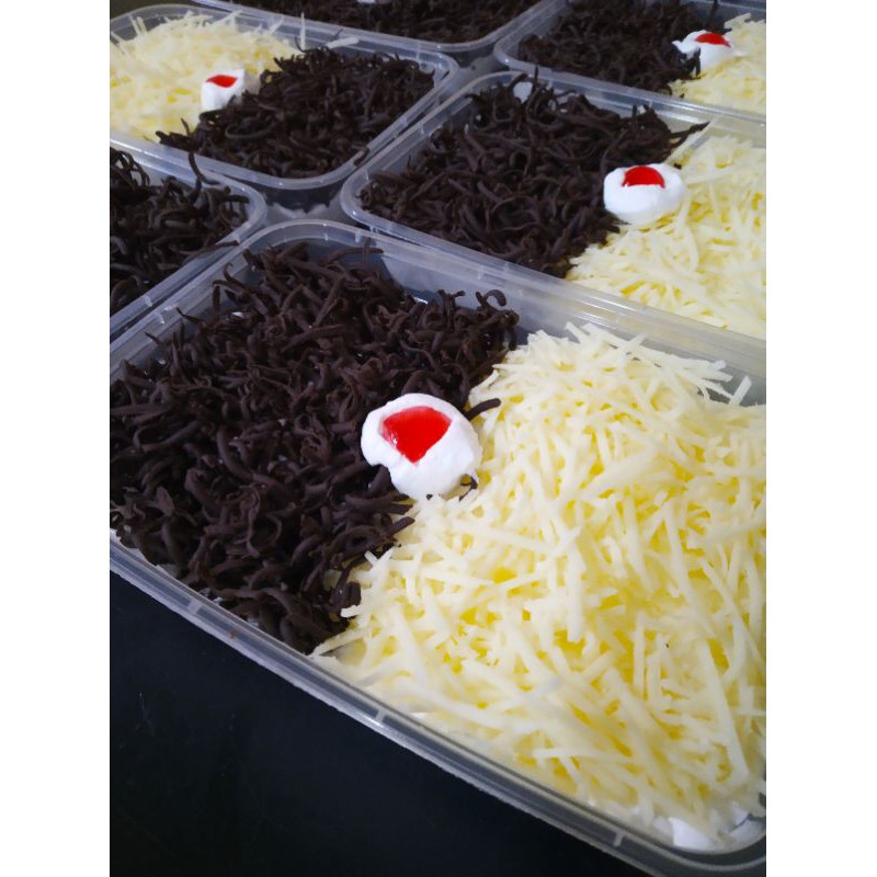 

BLACKFOREST kemasan box 750ml