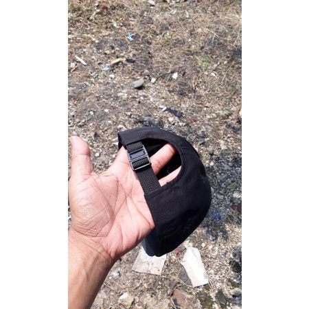 topi 6 panel lidah pendek