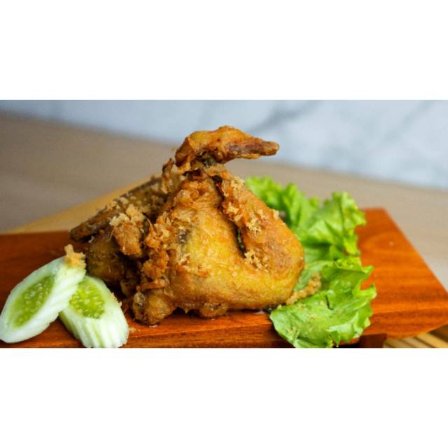 

Ayam Goreng Kuning Shandy's