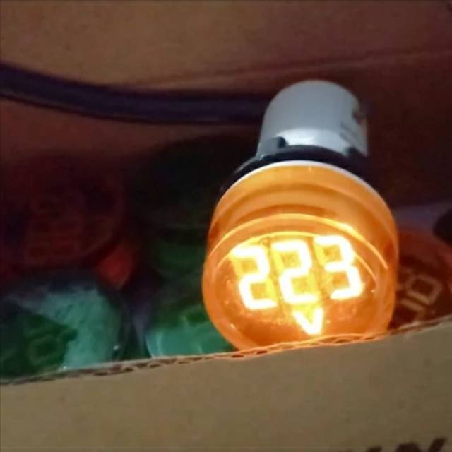 Voltmeter digital AC 220V