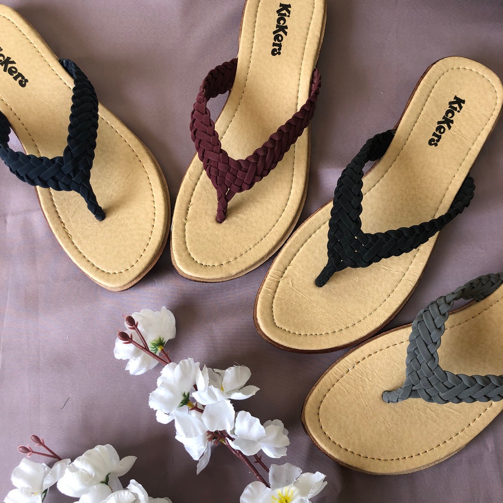 (HARGA PROMO = PACKING TANPA KARDUS)SANDAL JAPIT KELABANG 1 SENDAL JEPIT  Sandal Jepit Wanita Termurah Limitless Sendal Wanita Japit Kekinian Sandal Cewek Rumah Santai  Sandal Wanita warna warni Flip Flop Sandal Terbaru - Sandal Jepit Wanita Polo