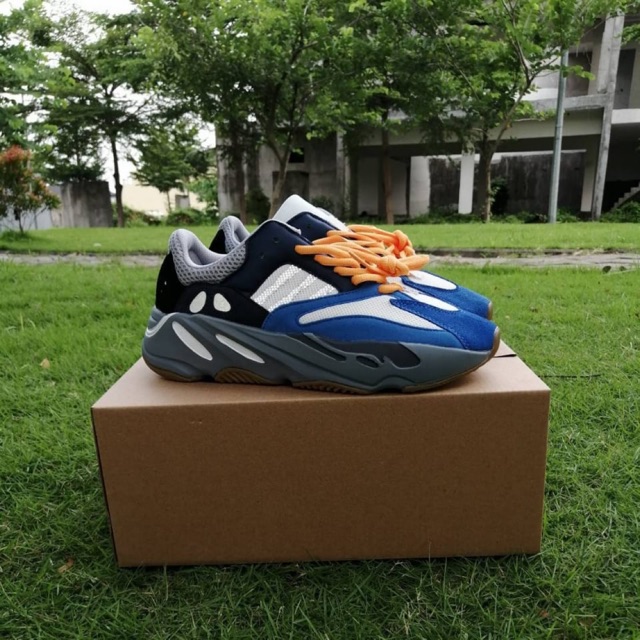 yeezy boost 700 colours