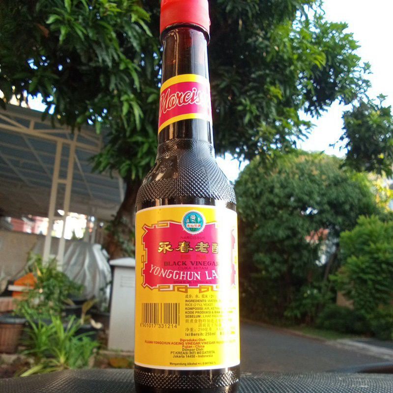 

Narcissus Yongghun Laogu Black Vinegar / Cuka Hitam Dalam Botol Beling 250 Gram