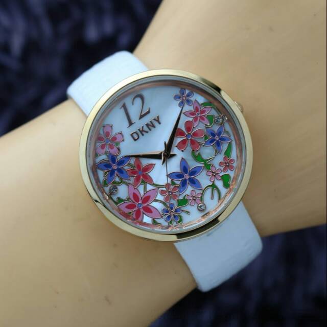Jam tangan dkny cewek