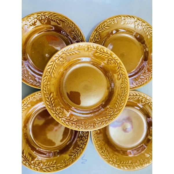 Piring keramik jadul