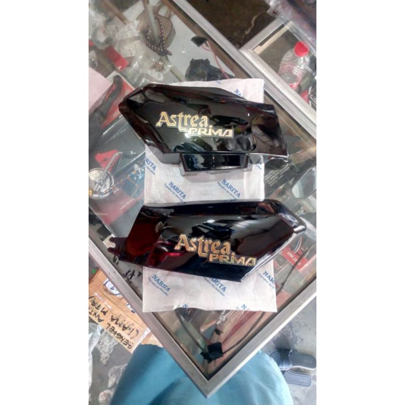 tepong accu astrea prima cover box tutup accu Honda Astrea prima