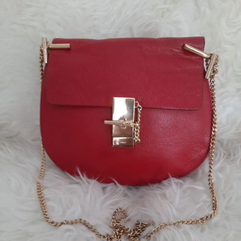 Preloved sling bag Chloe