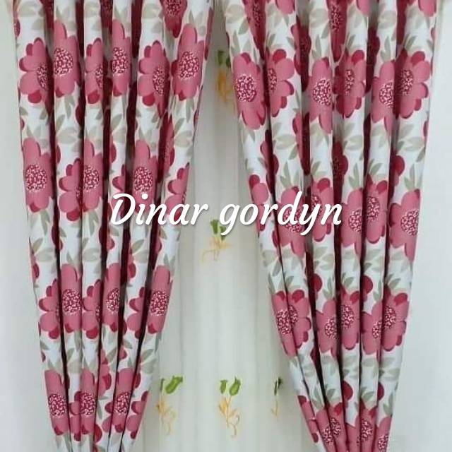 Gorden pintu/ jendela bunga matari merah