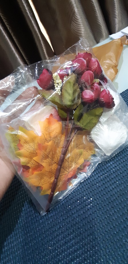 Daun Maple Artificial Lembaran