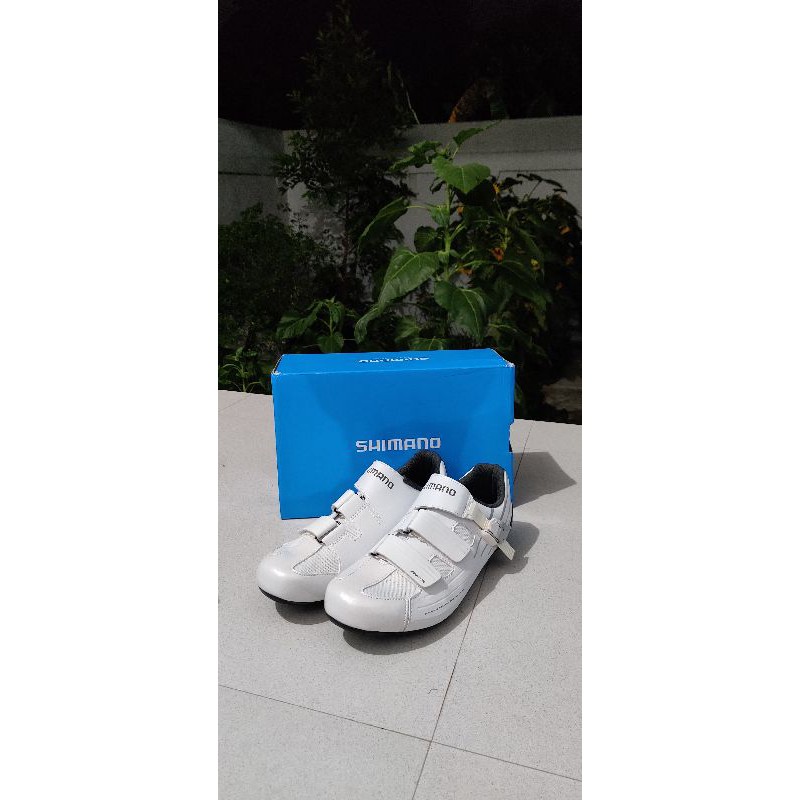 Sepatu Cleat Sepeda Roadbike MTB Shimano RP3 White