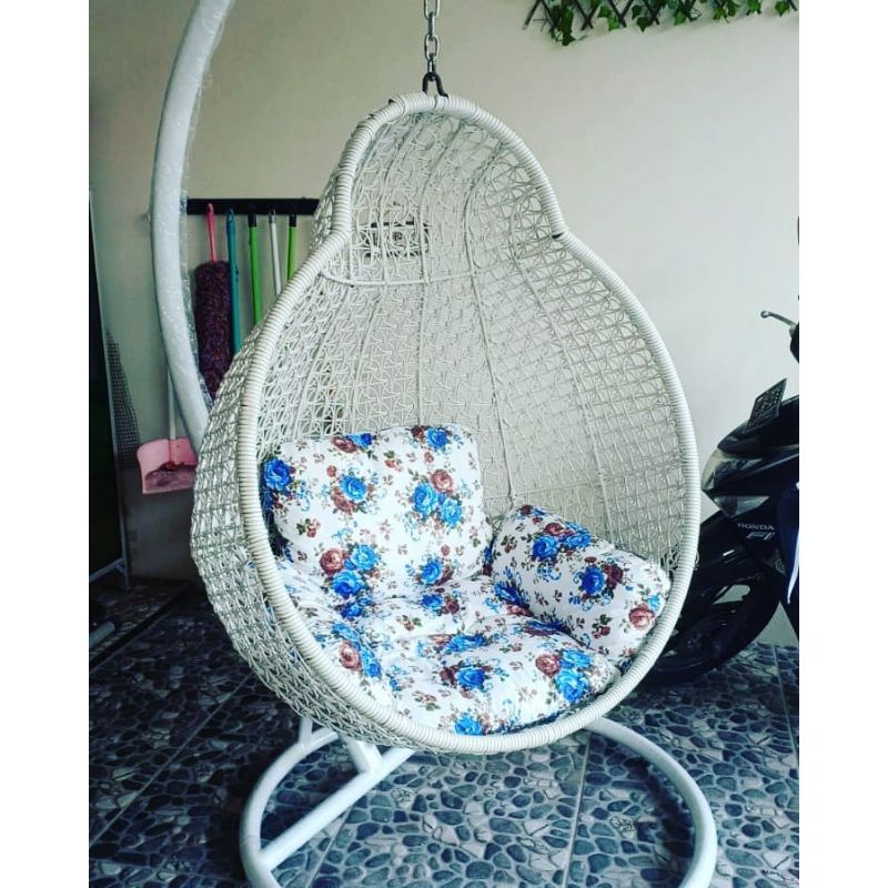 Ayunan gantung rotan sintetis (model jambu)