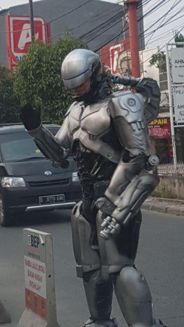 Refill Hit Non Stop Extra Power Isi Ulang Obat Nyamuk Listrik 1bulan