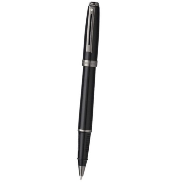 

Sheaffer® Prelude Gloss Black Lacquer Rollerball