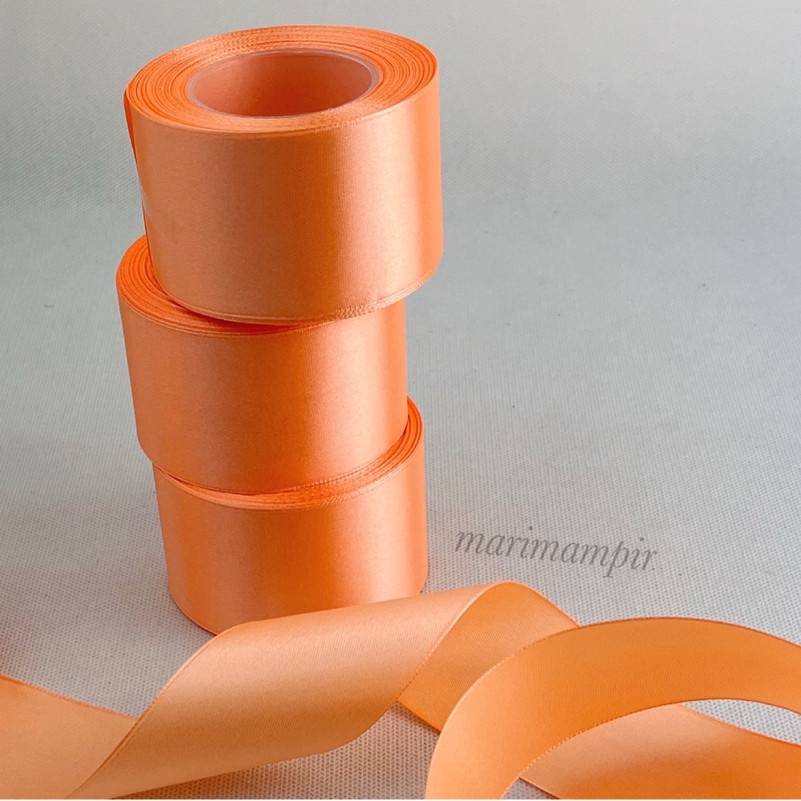 

PITA SATIN KAIN 2 INCI / 5 CM WARNA PEACH #088