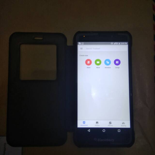 Handphone blackberry AURORA